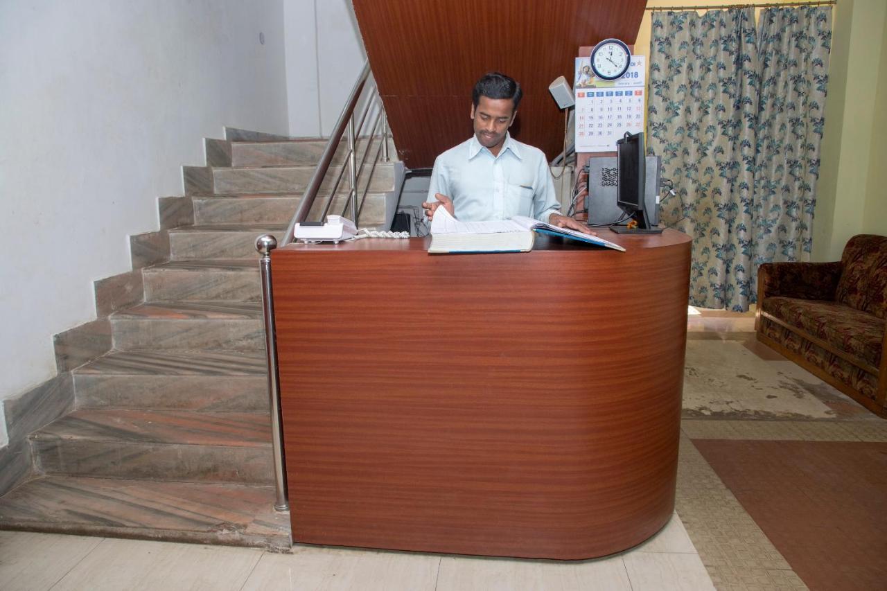 Oyo 11346 Hotel Tazz Odisha Bhubaneswar Eksteriør billede
