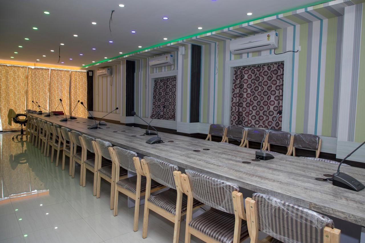 Oyo 11346 Hotel Tazz Odisha Bhubaneswar Eksteriør billede